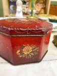 画像9: ヴィンテージ イギリス 赤い八角形のバラ缶