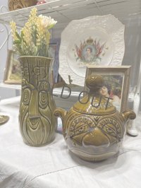 イギリス　泣き虫オニオンポット&セロリフラワーベース