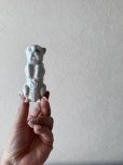 画像6: フランス  前足をあげて立ち上がる わんちゃん