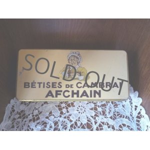 画像: アンティーク　フランスおばあちゃんのボンボン缶 AFCHAIN