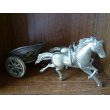 画像2: アンティーク　真鍮の重厚感のある馬と滑車 (2)
