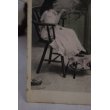 画像2: 1900年初頭のフランス テラスで刺繍 午後の可愛らしい子供達のカード (2)