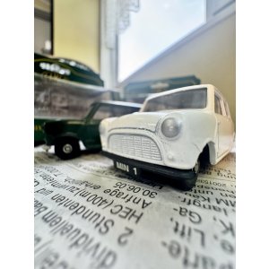 画像: イギリス  COIGI CAMEOシリーズ MINI ホワイト 車